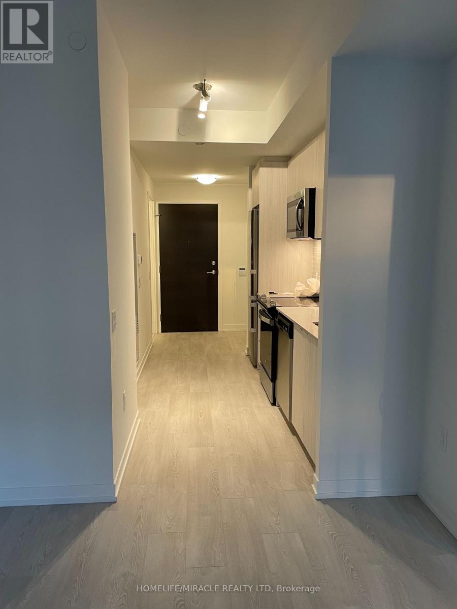 #306W 3 ROSEWATER STREET - 10