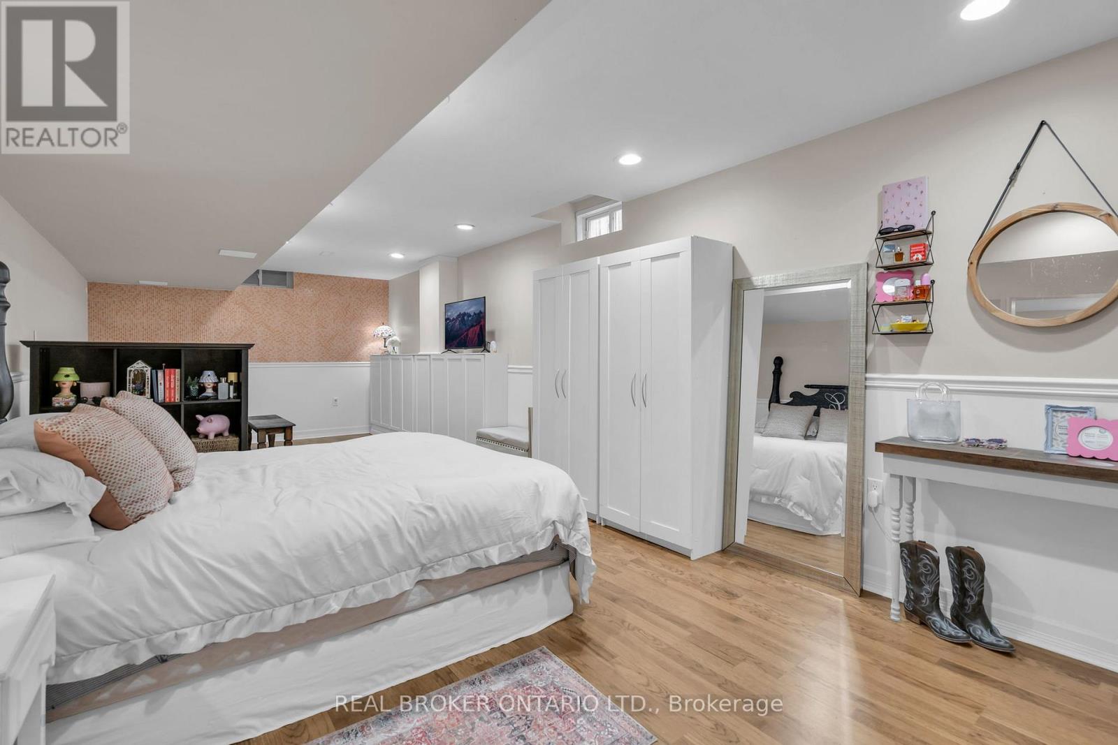5 AMBERVIEW DRIVE - Image 31