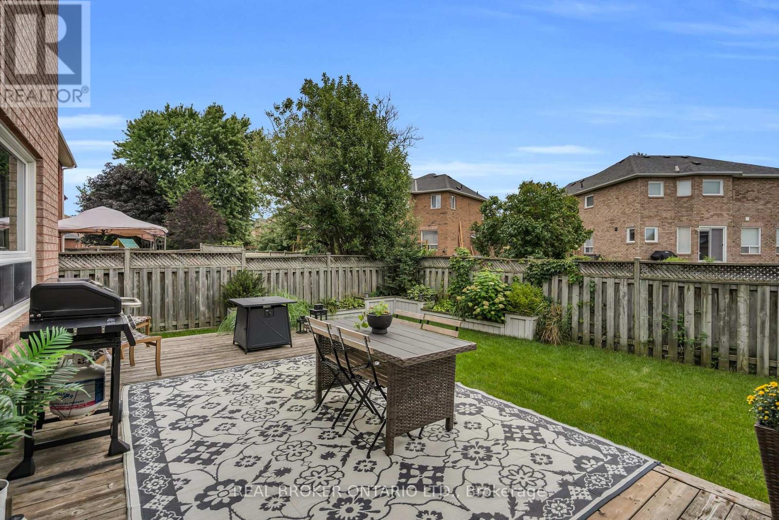 5 AMBERVIEW DRIVE - 37