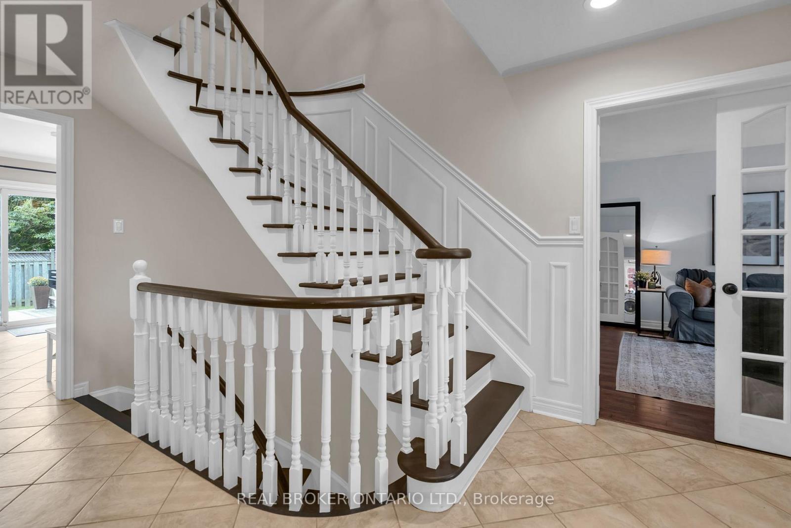 5 AMBERVIEW DRIVE - Image 4