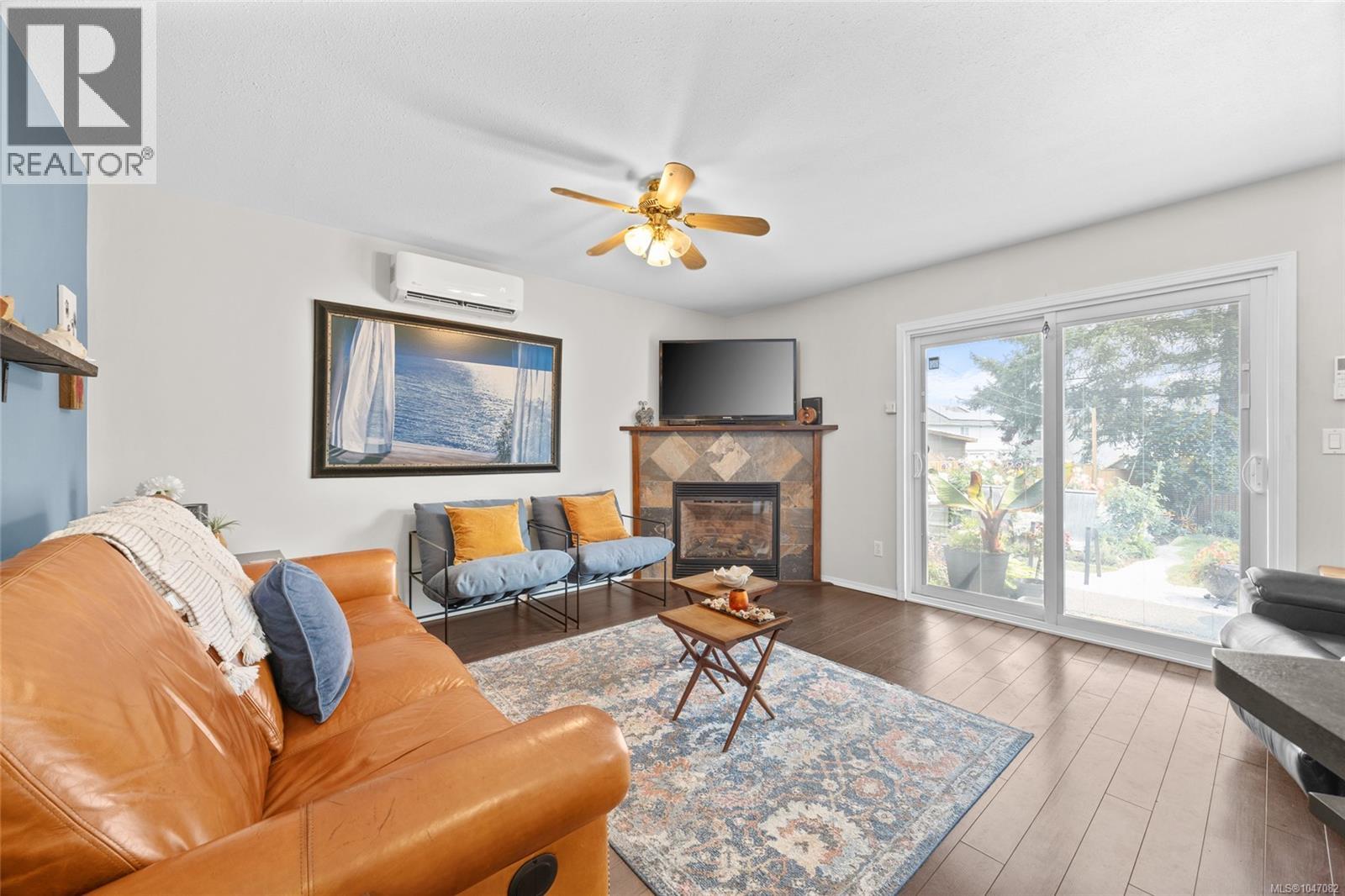 2555 Nadely Cres - 12