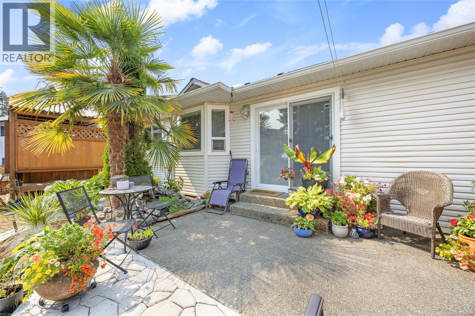 2555 Nadely Cres - Image 26