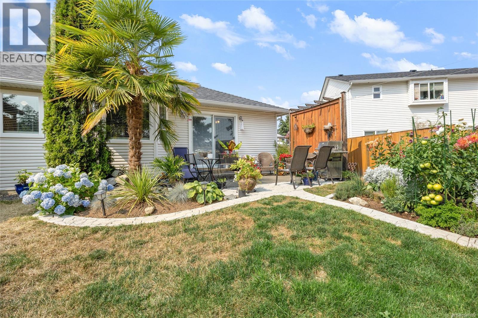 2555 Nadely Cres - 29