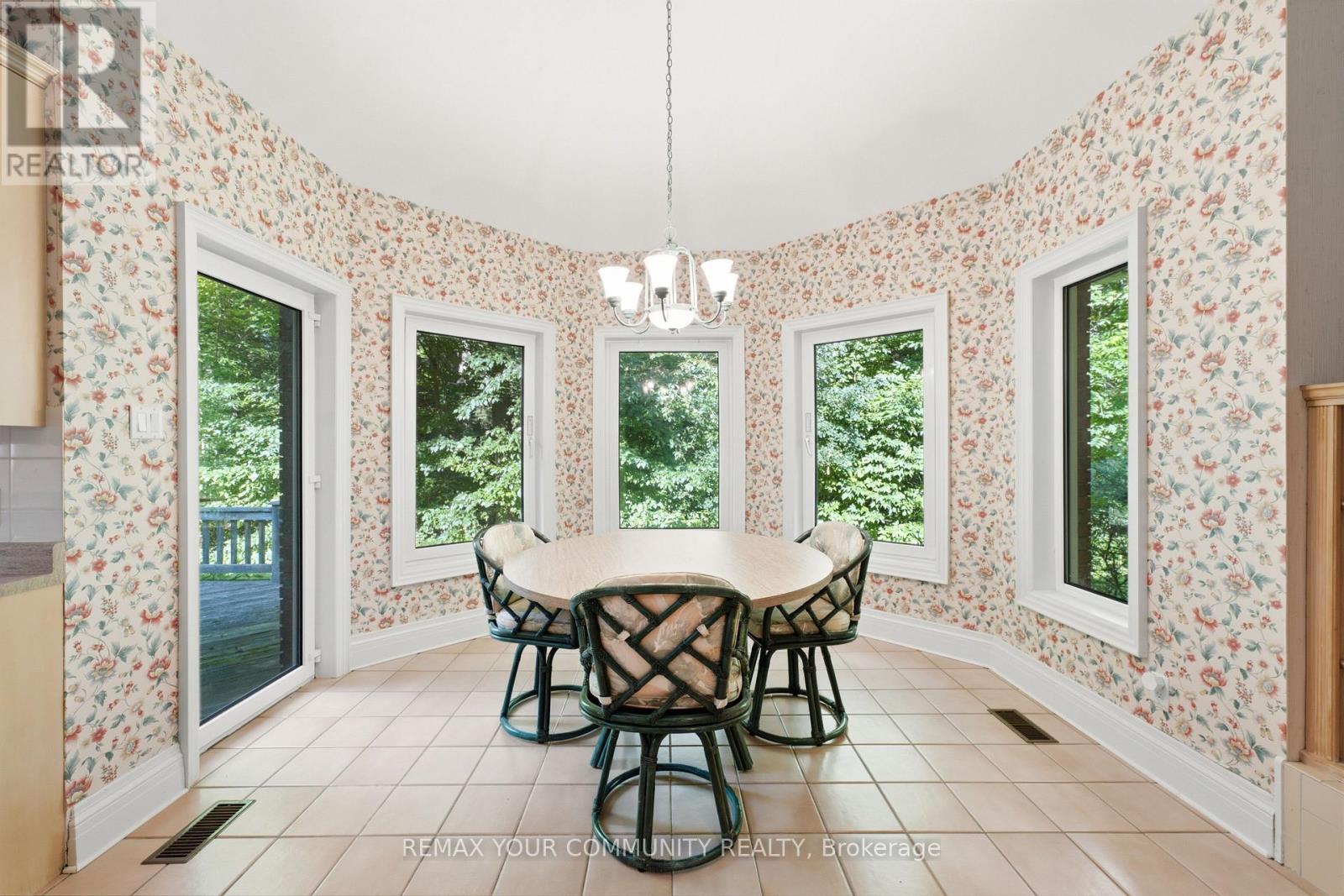 38 HILL COUNTRY DRIVE - Image 10
