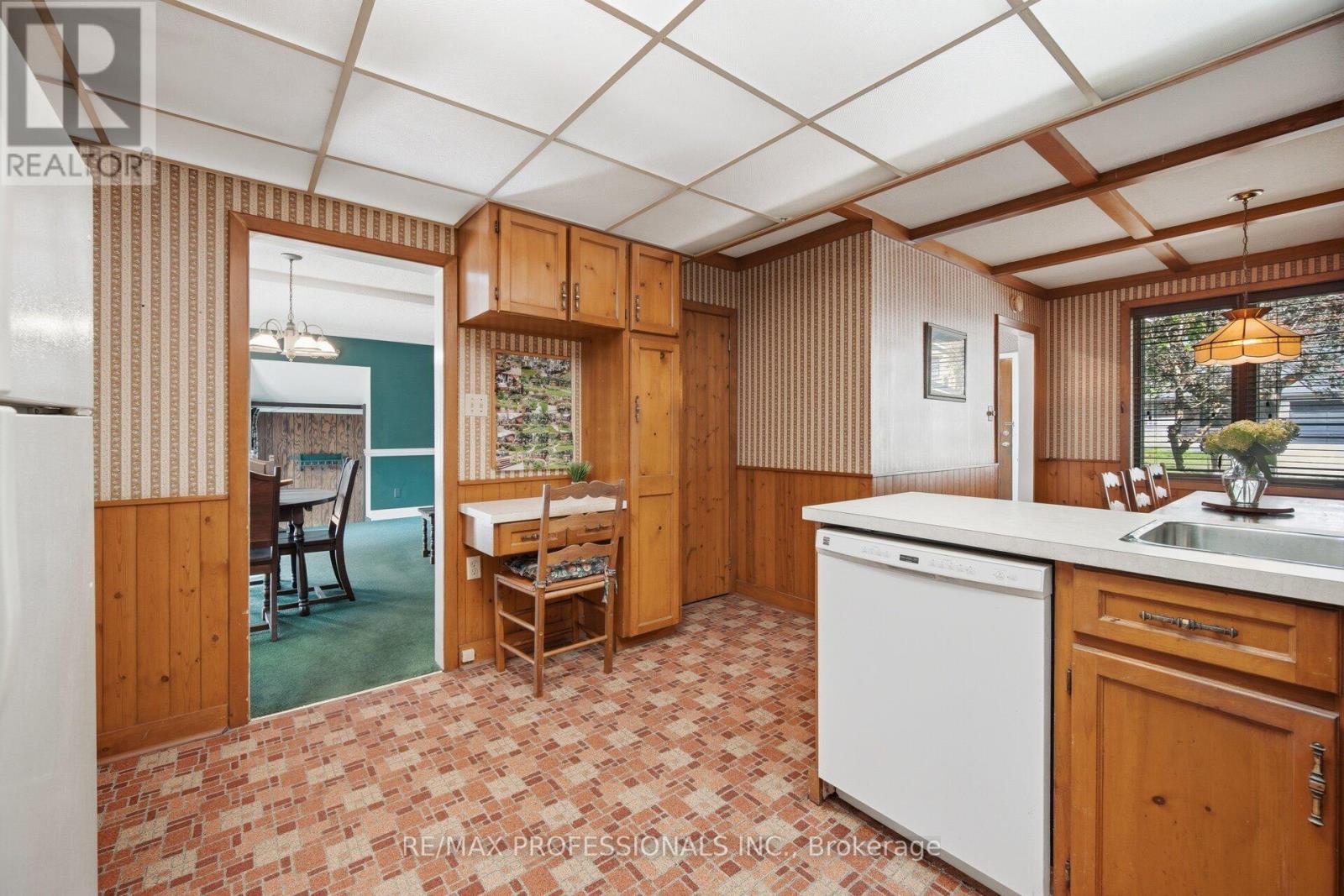 29 MATTICE ROAD - 17