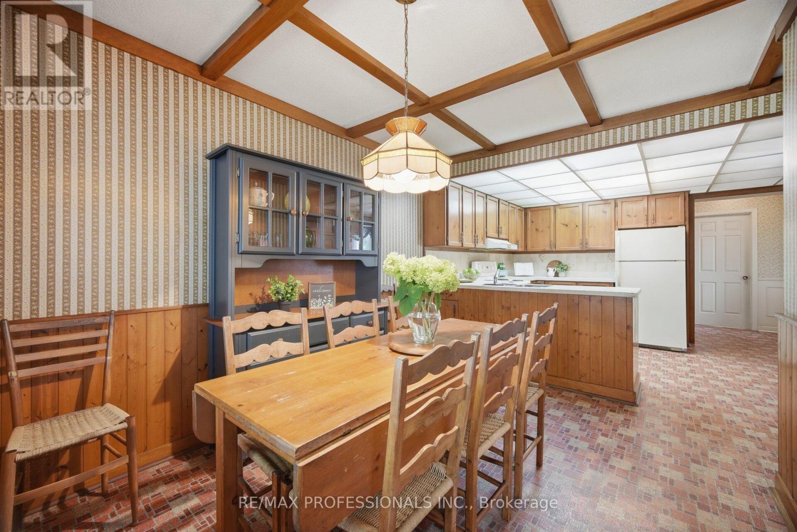 29 MATTICE ROAD - 19