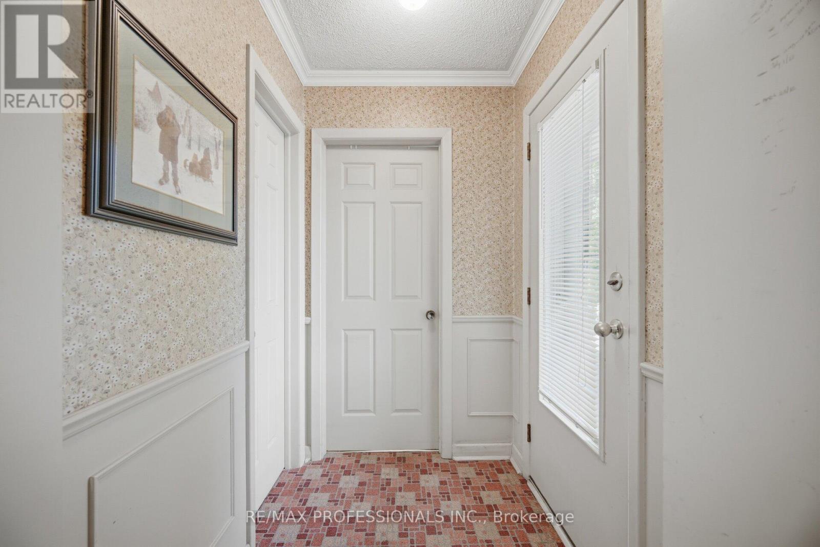29 MATTICE ROAD - 24