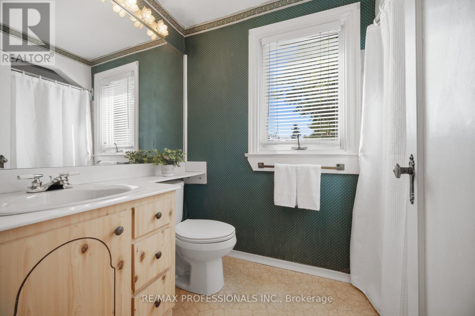 29 MATTICE ROAD - 36