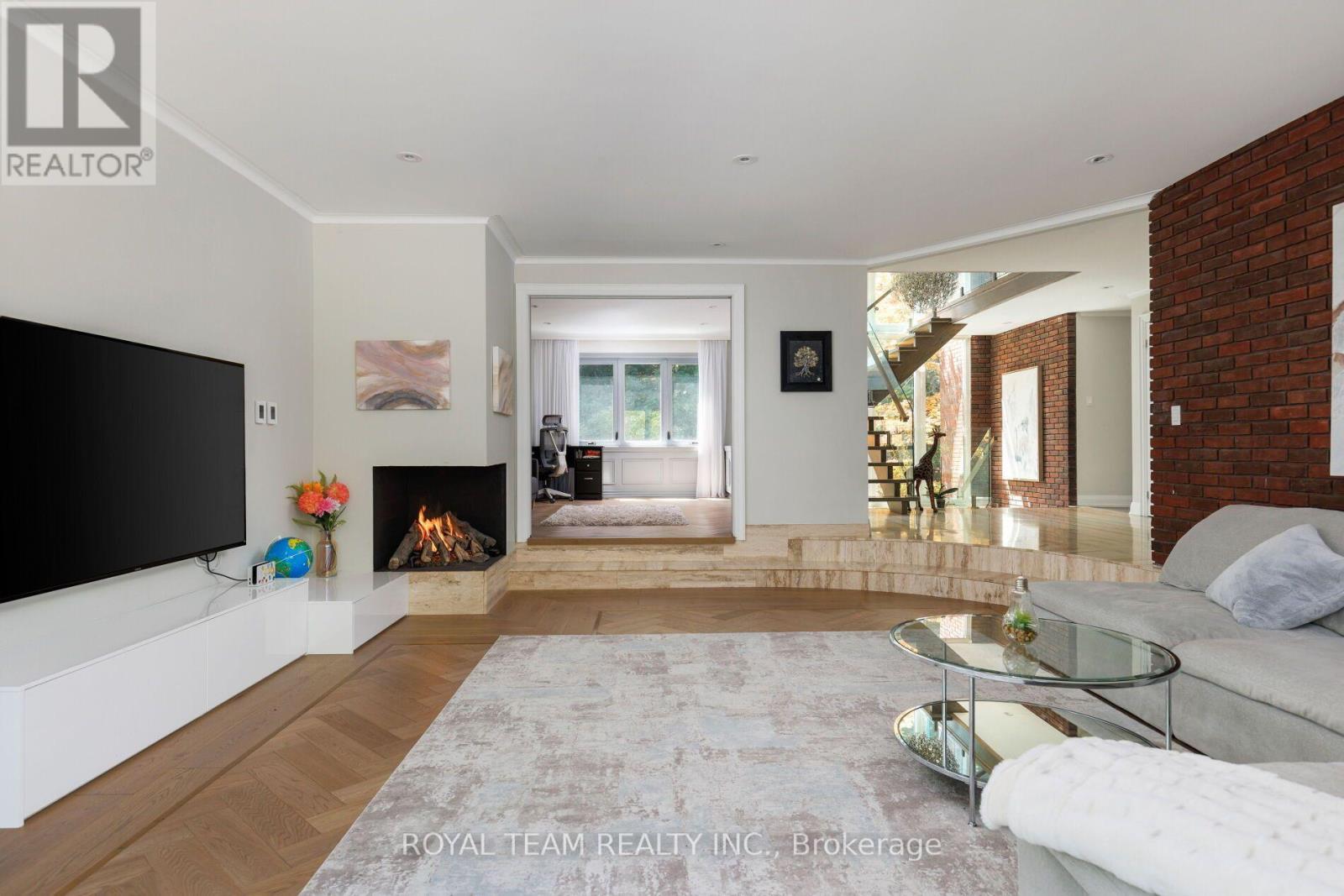25 BEARWOOD DRIVE - 11
