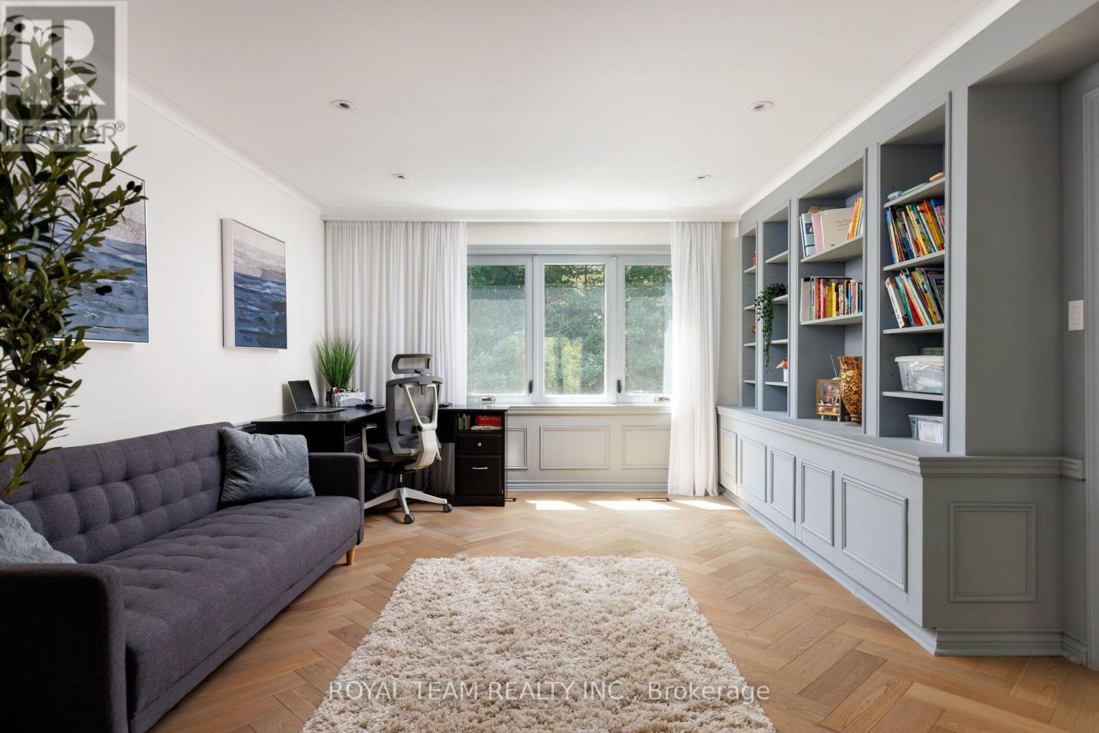 25 BEARWOOD DRIVE - 12