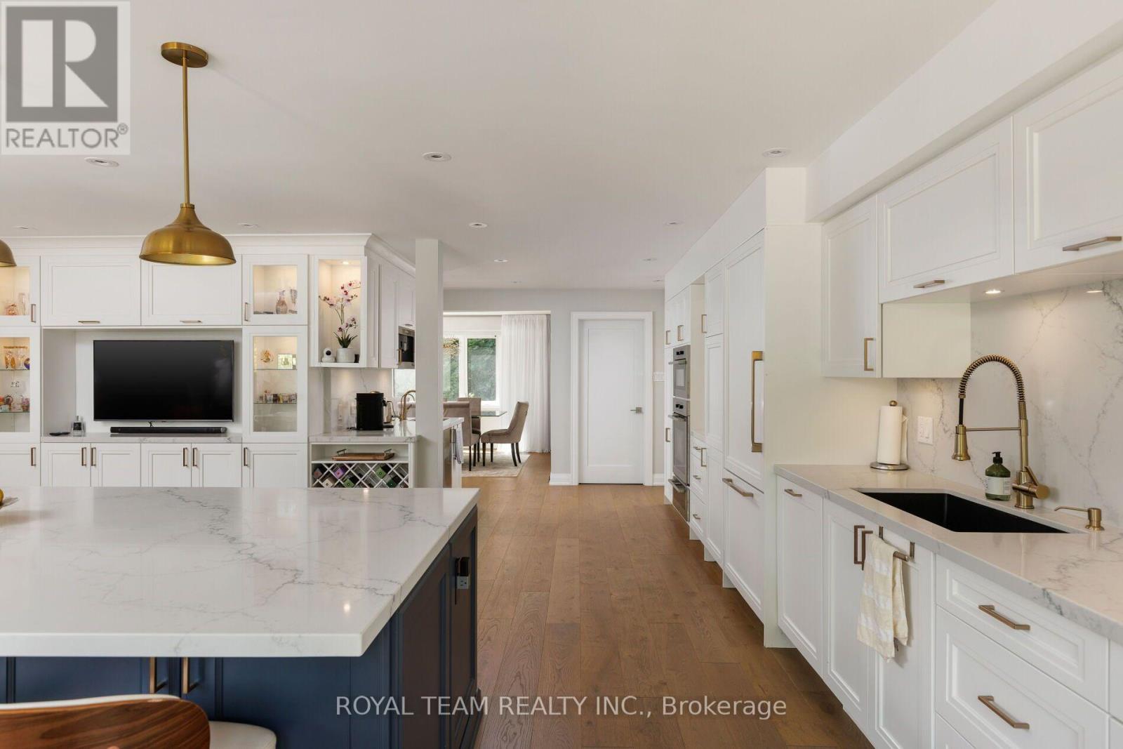25 BEARWOOD DRIVE - 16