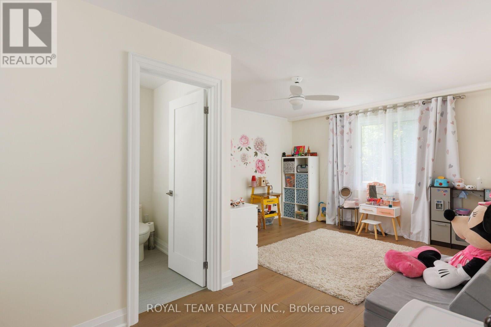 25 BEARWOOD DRIVE - 23
