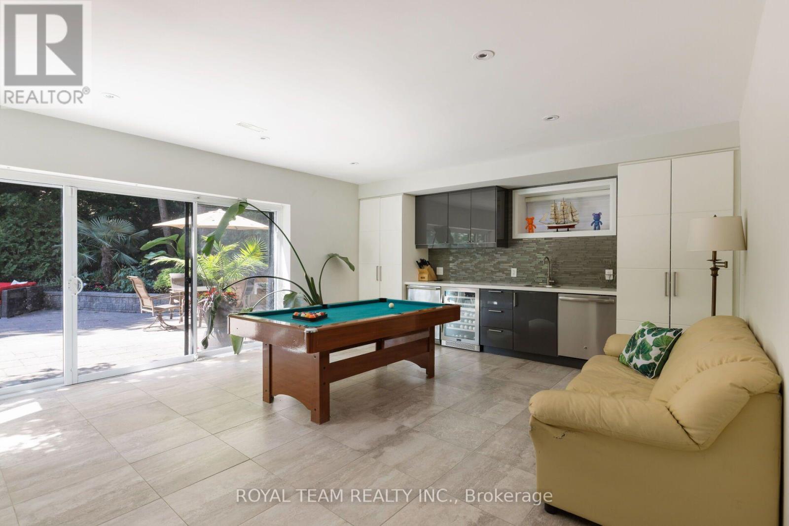 25 BEARWOOD DRIVE - 33