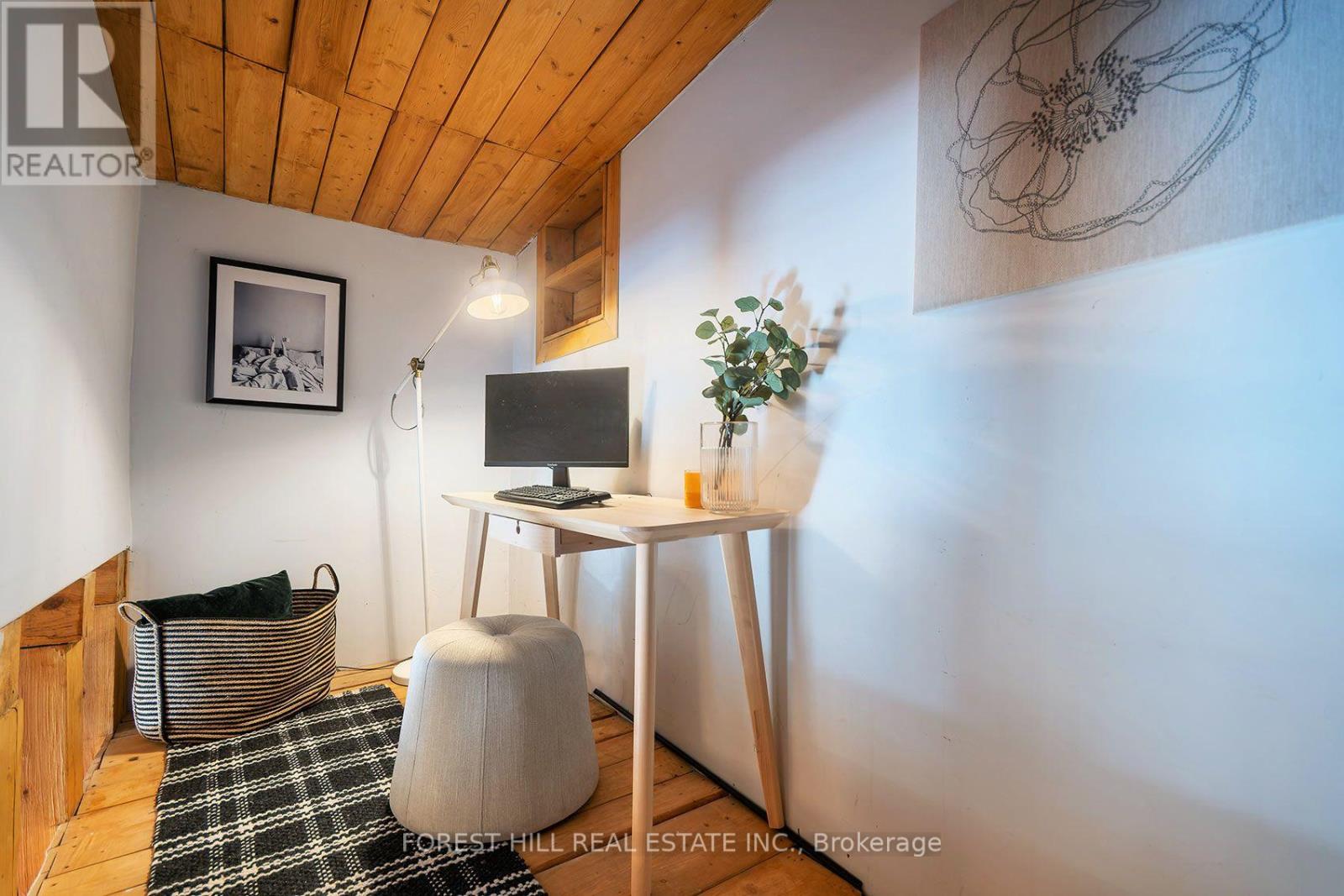 55 VANEVERY STREET - 15