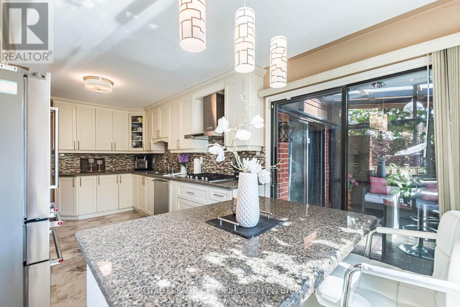 251 ELGIN DRIVE - 12