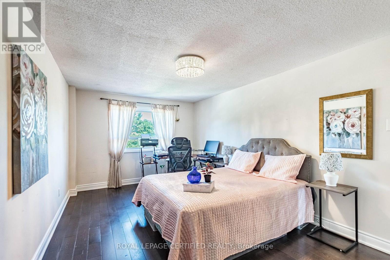 251 ELGIN DRIVE - Image 25