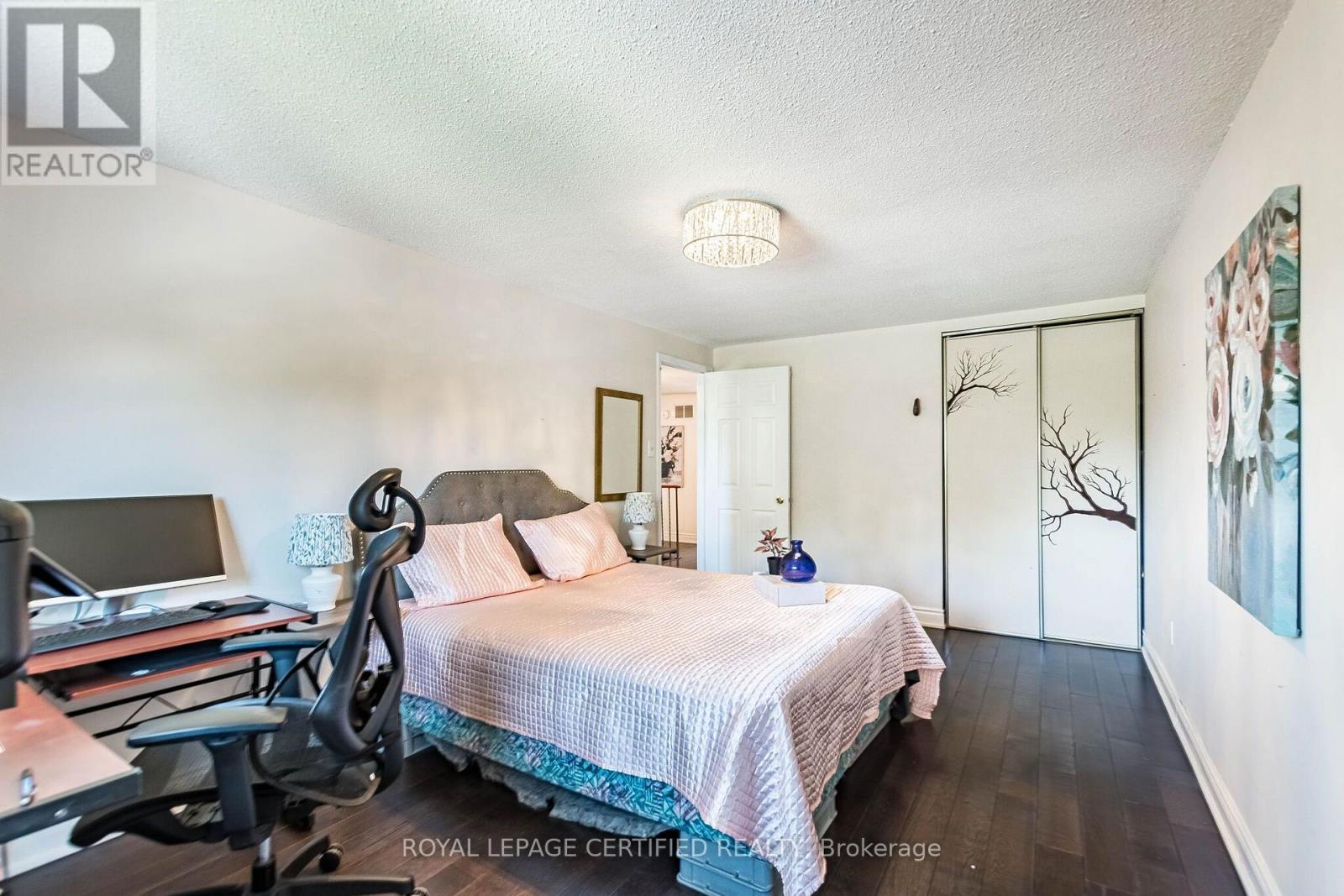 251 ELGIN DRIVE - Image 26
