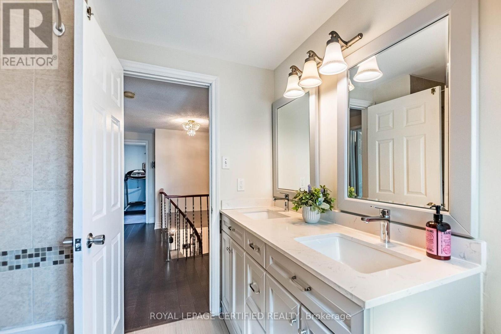 251 ELGIN DRIVE - 30