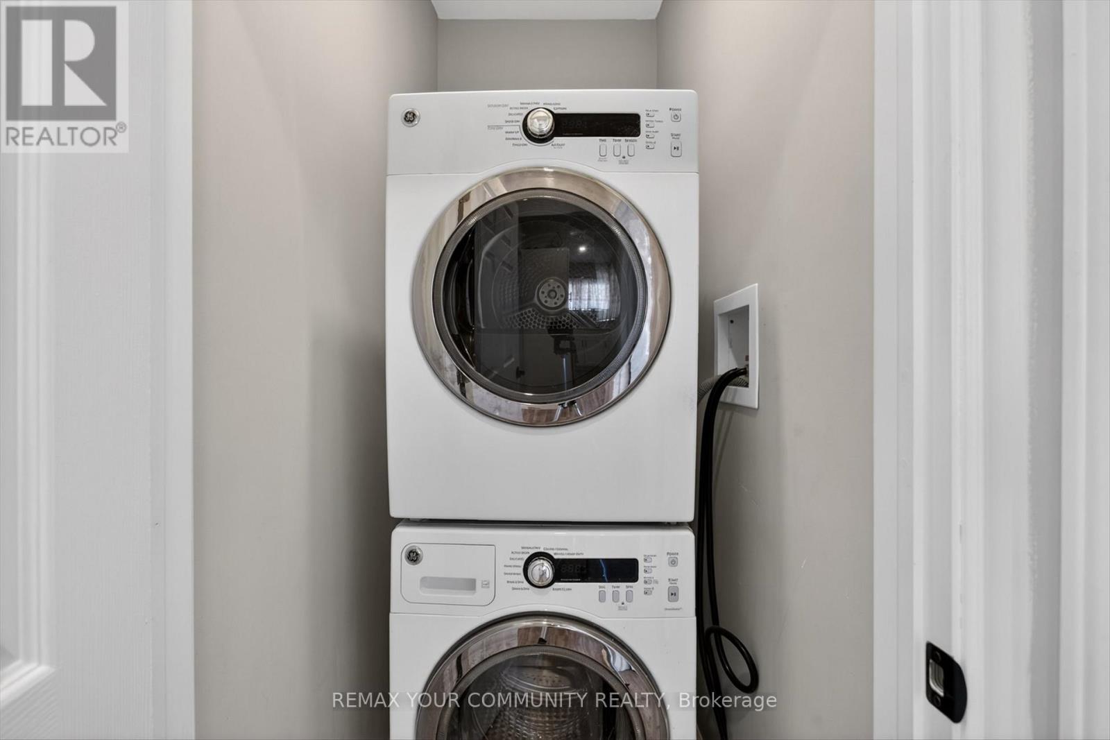 426 WOLSELY STREET - Image 17