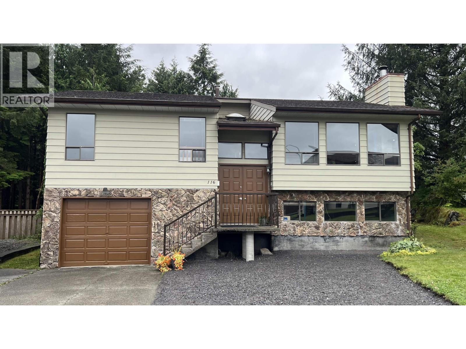 116 RAVEN PLACE - 1