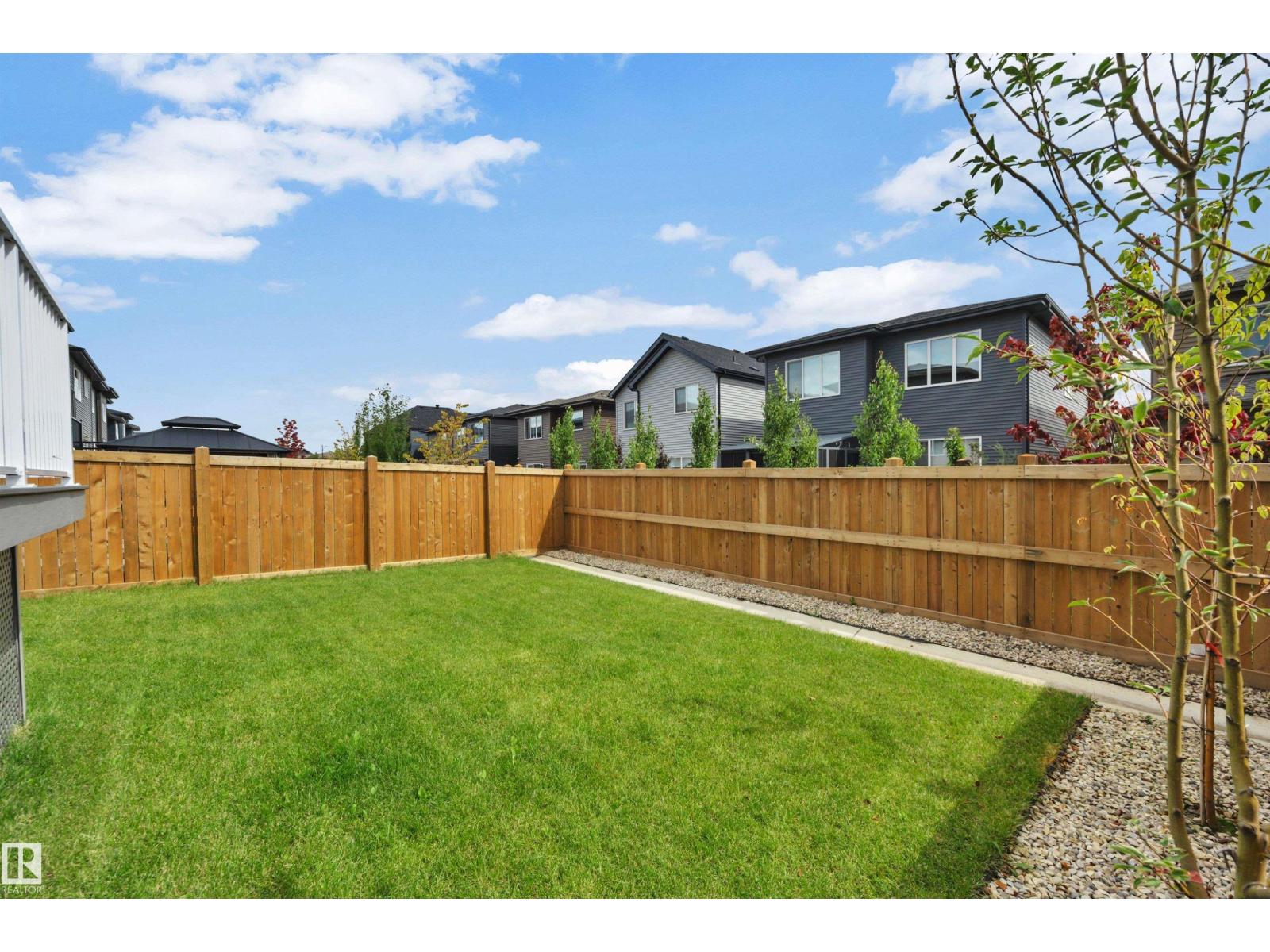17 CERBAT CR - Image 58