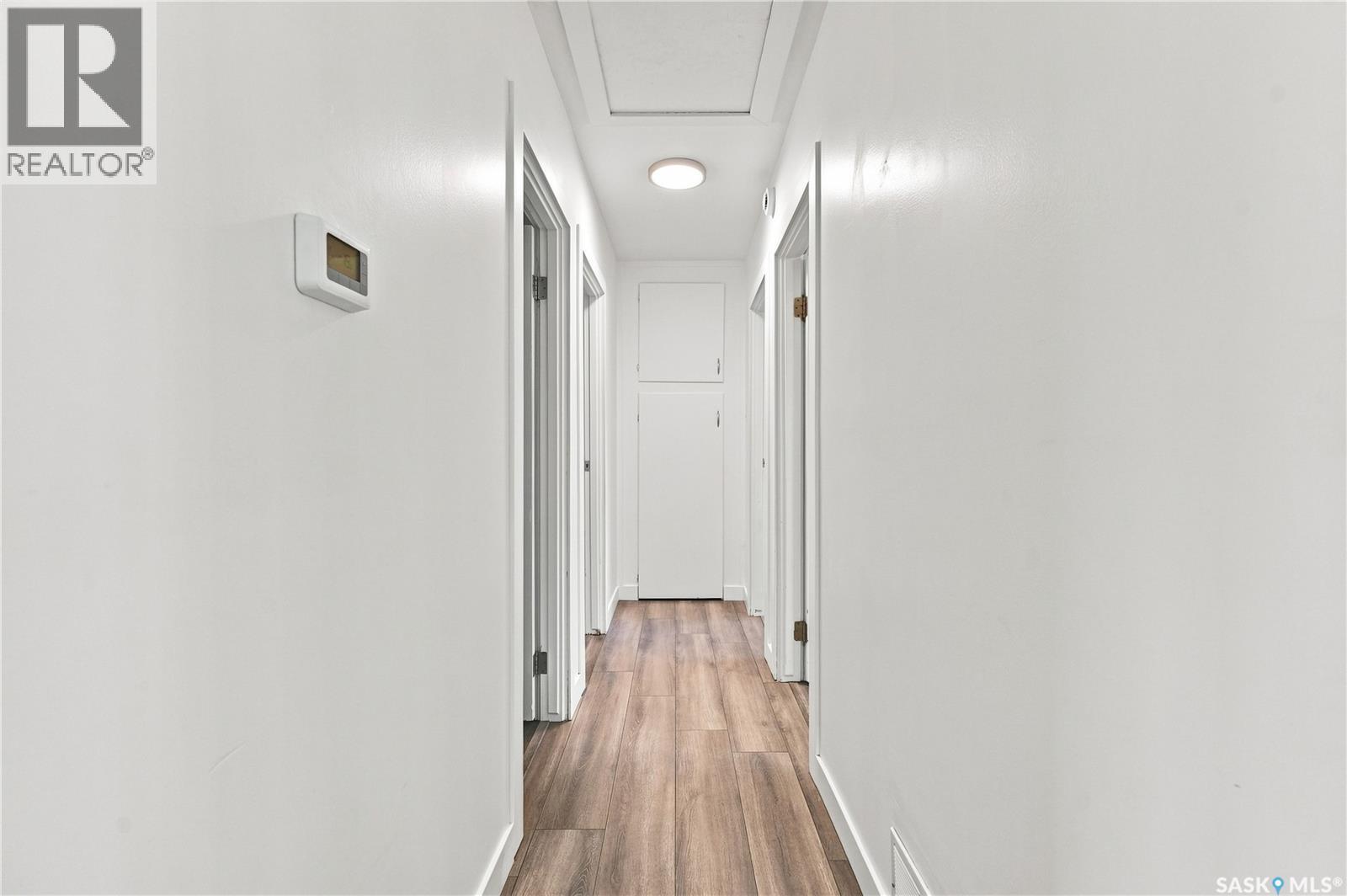 2325 Dufferin AVENUE - 29
