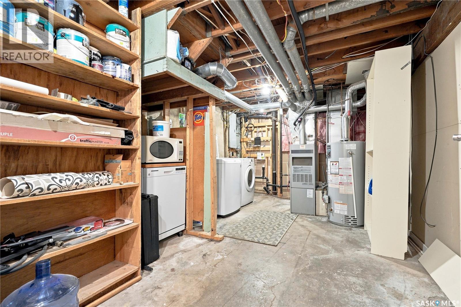2325 Dufferin AVENUE - 37