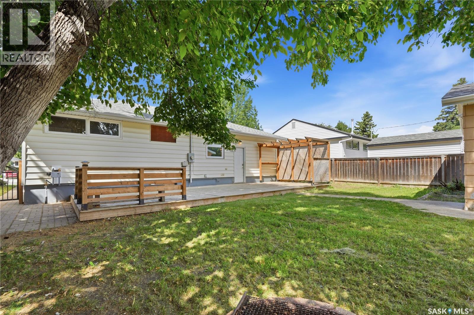 2325 Dufferin AVENUE - Image 52