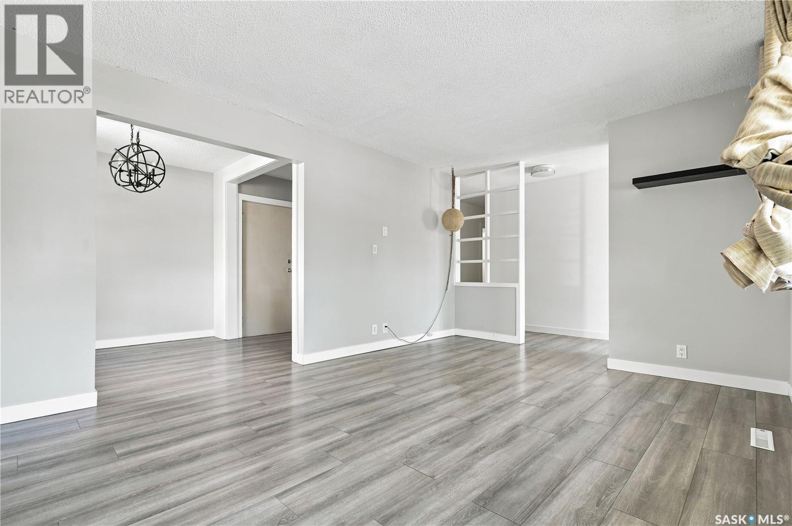 2325 Dufferin AVENUE - Image 8