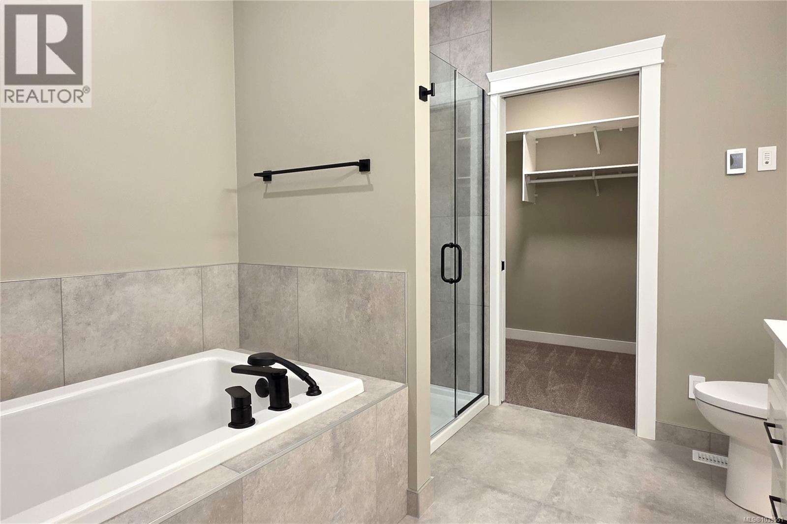 2 343 Arizona Dr, Campbell River