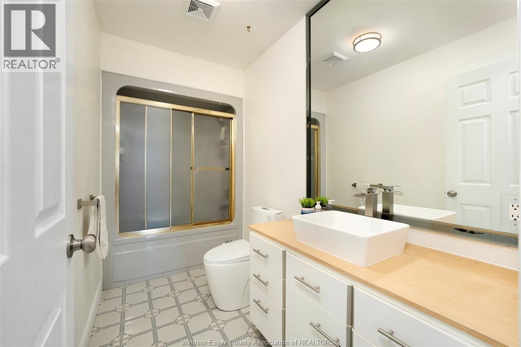 240 Gary AVENUE - Image 30