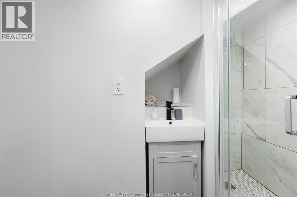 69 WILLOW BEACH ROAD - Image 30