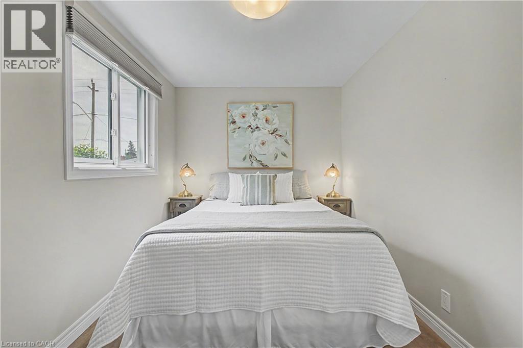 61 MAUD Street - Image 17
