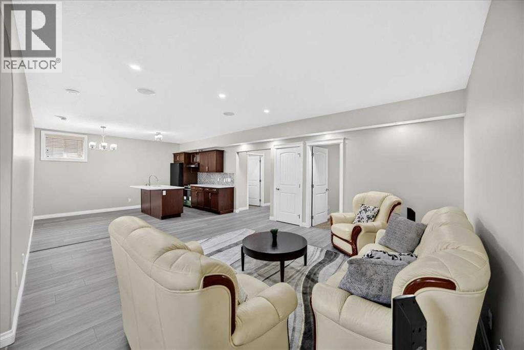 25 Sherwood Close NW - 34