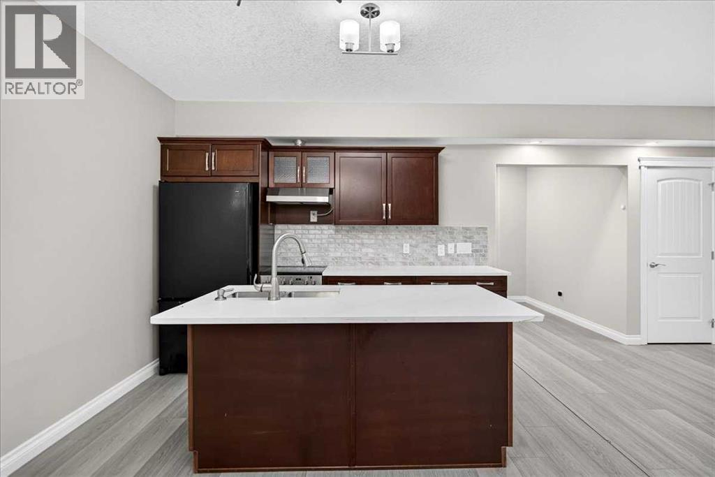 25 Sherwood Close NW - 38