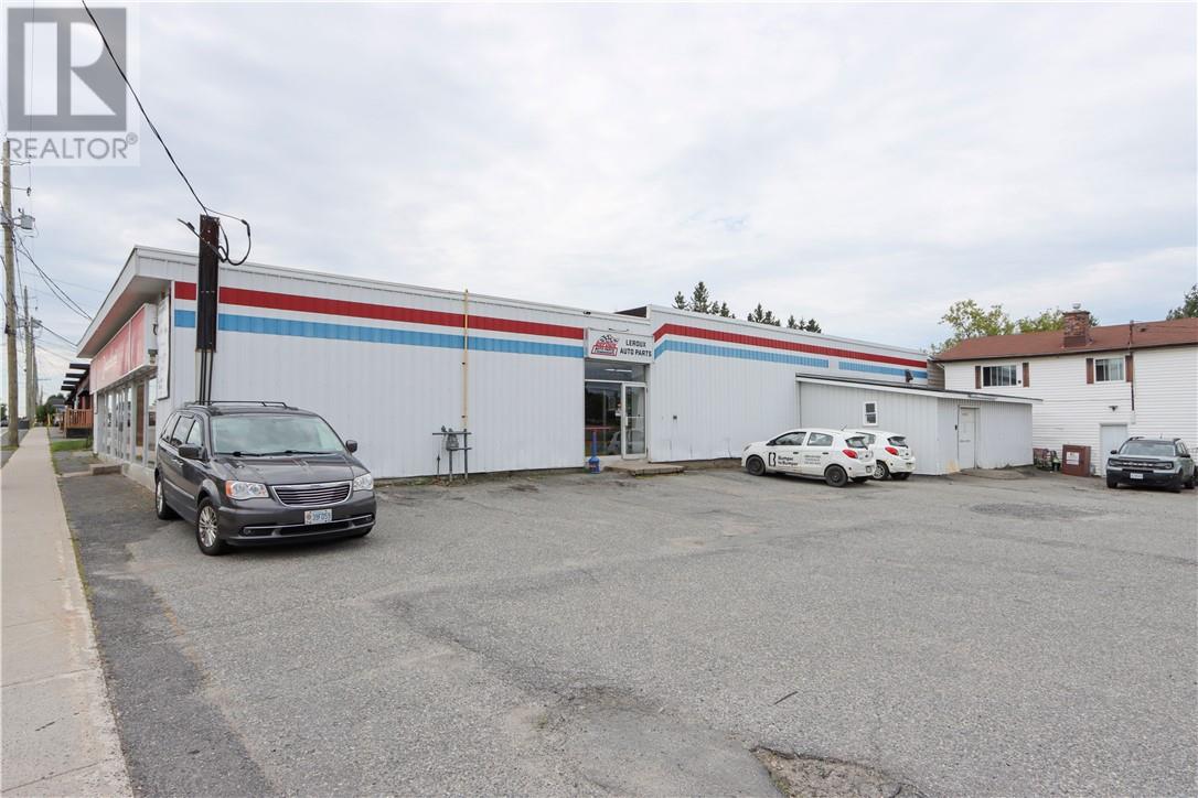 12 Main Street - Image 46