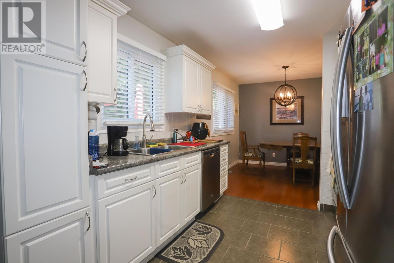 71 Dablon ST - Image 11