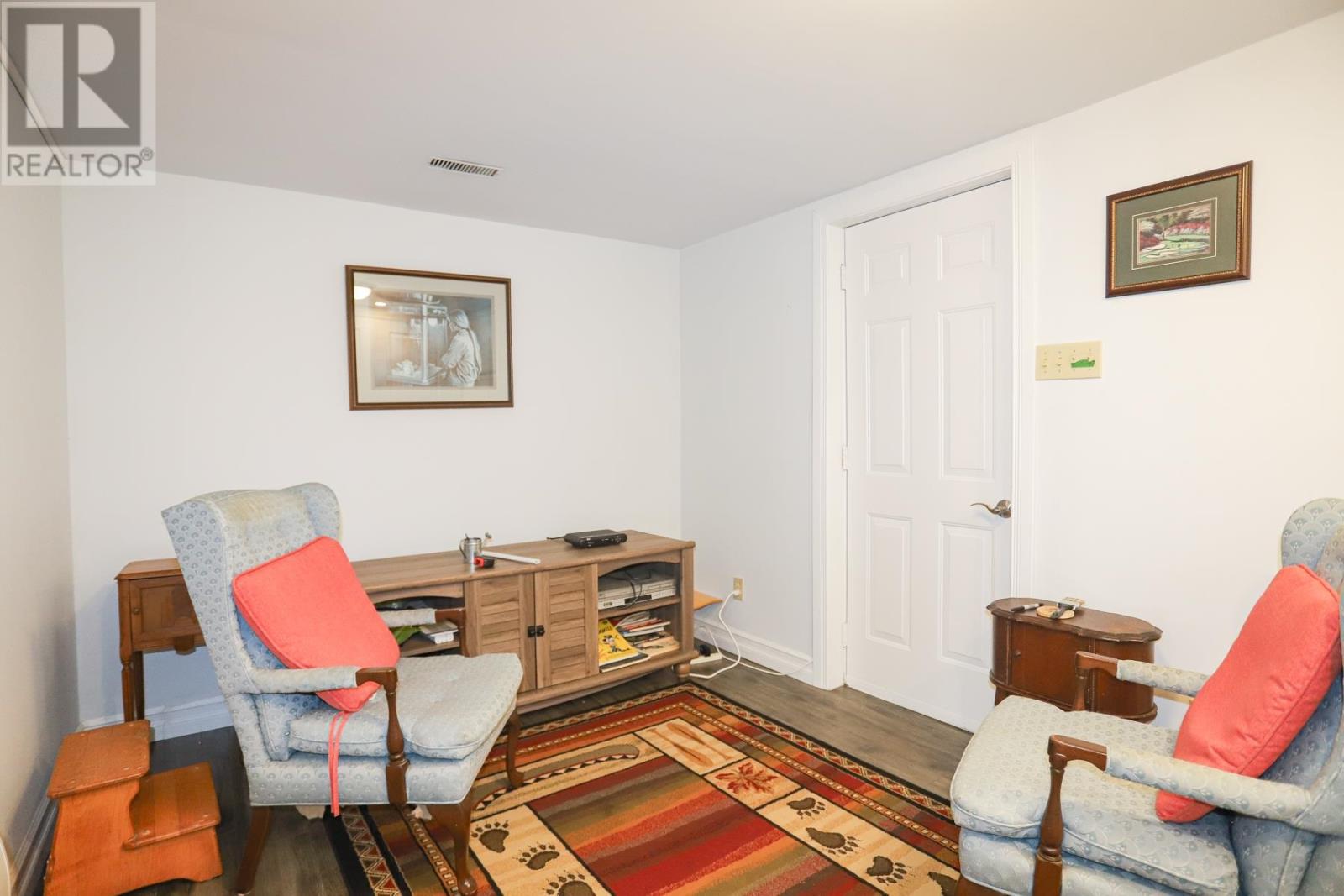 71 Dablon ST - Image 29