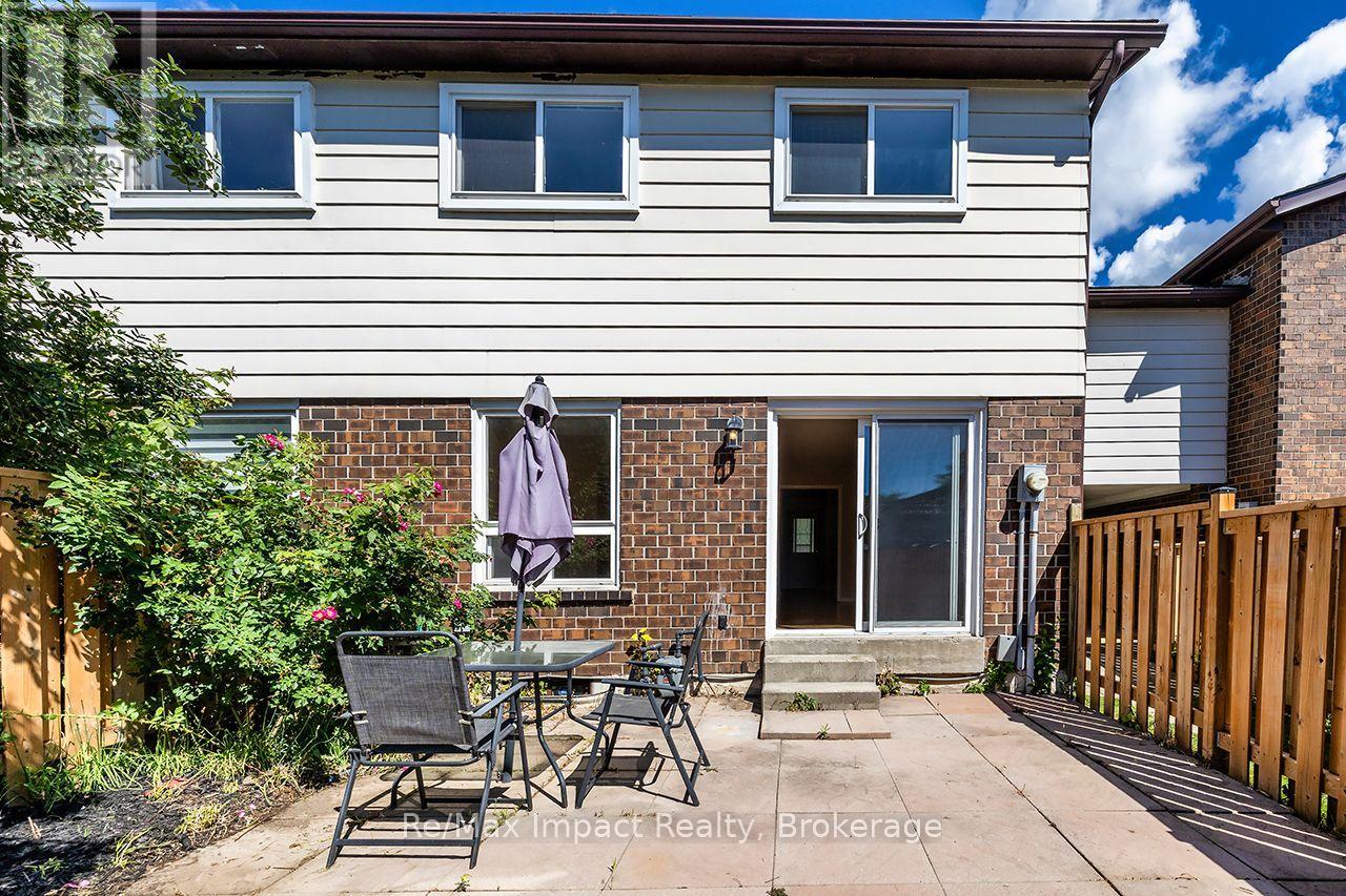 25 TOMPKINS LANE - Image 19
