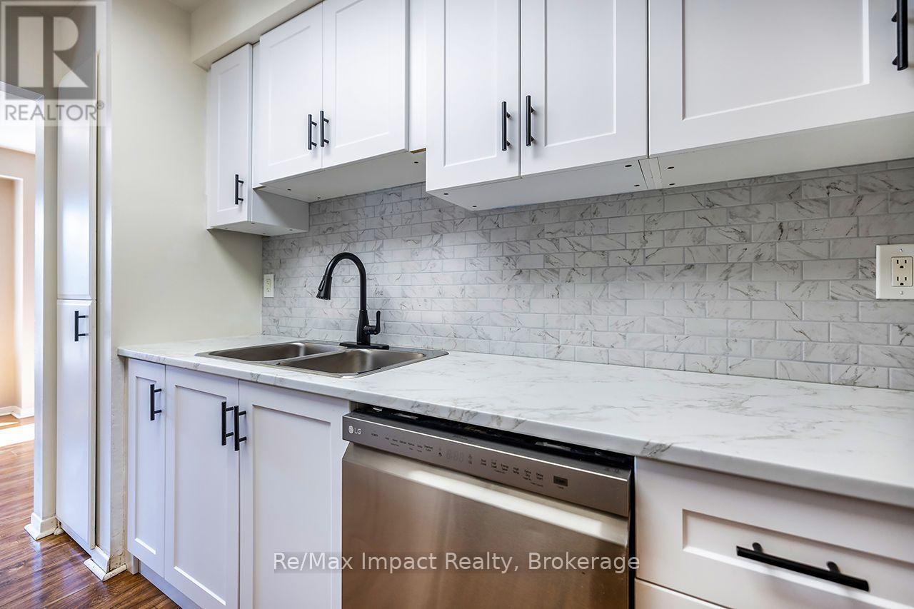 25 TOMPKINS LANE - 6