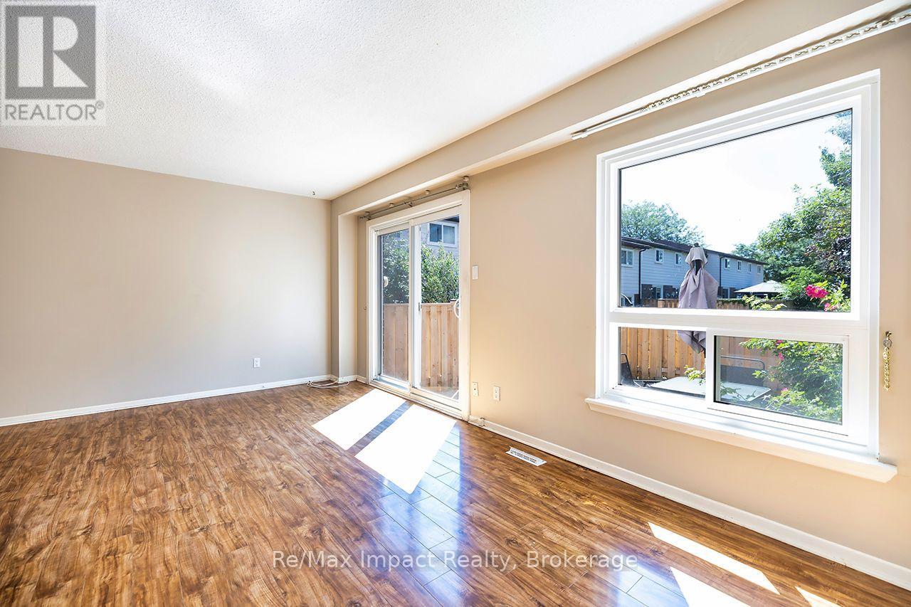 25 TOMPKINS LANE - Image 8