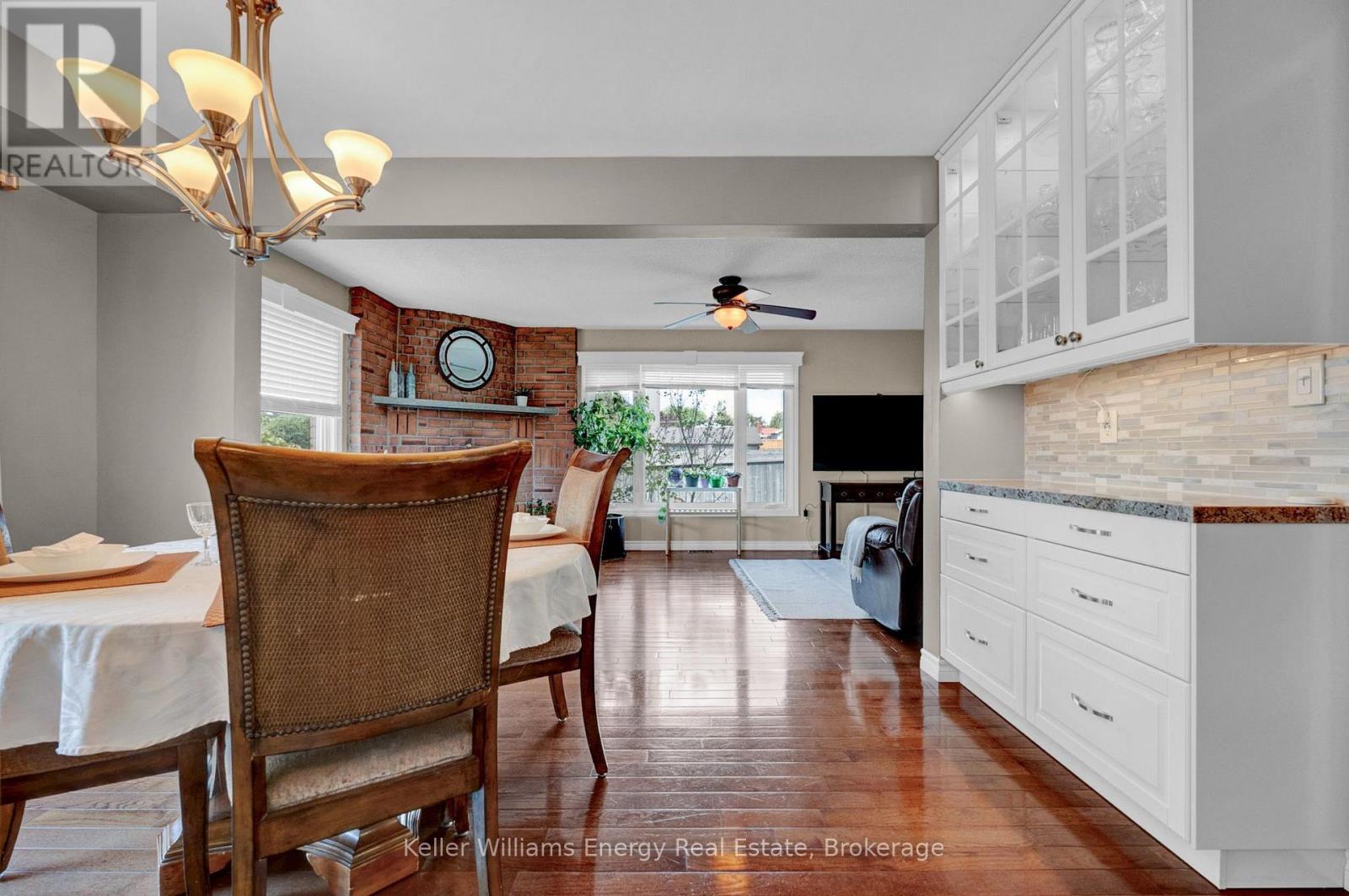 2 MURKAR CRESCENT - Image 17