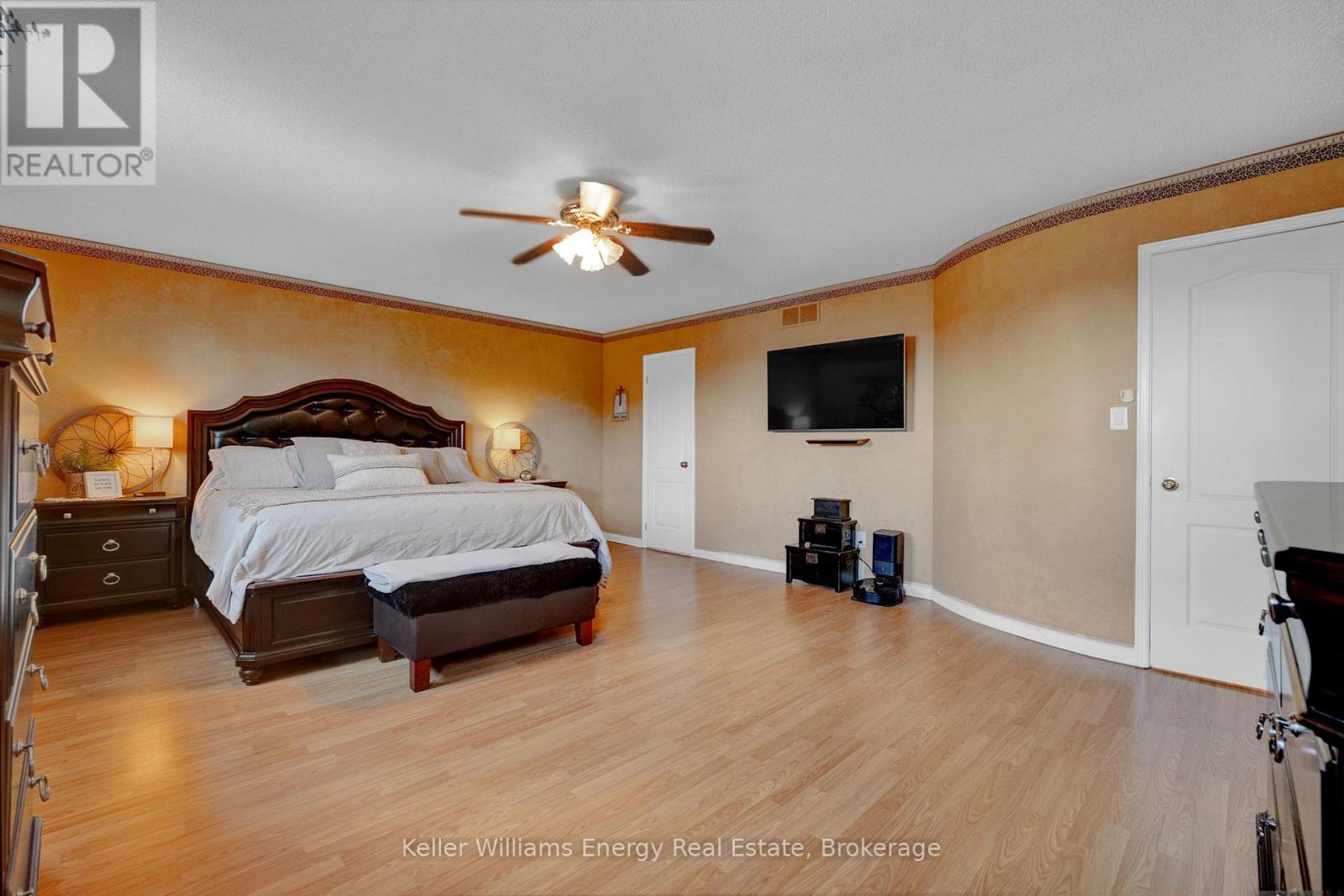 2 MURKAR CRESCENT - Image 23