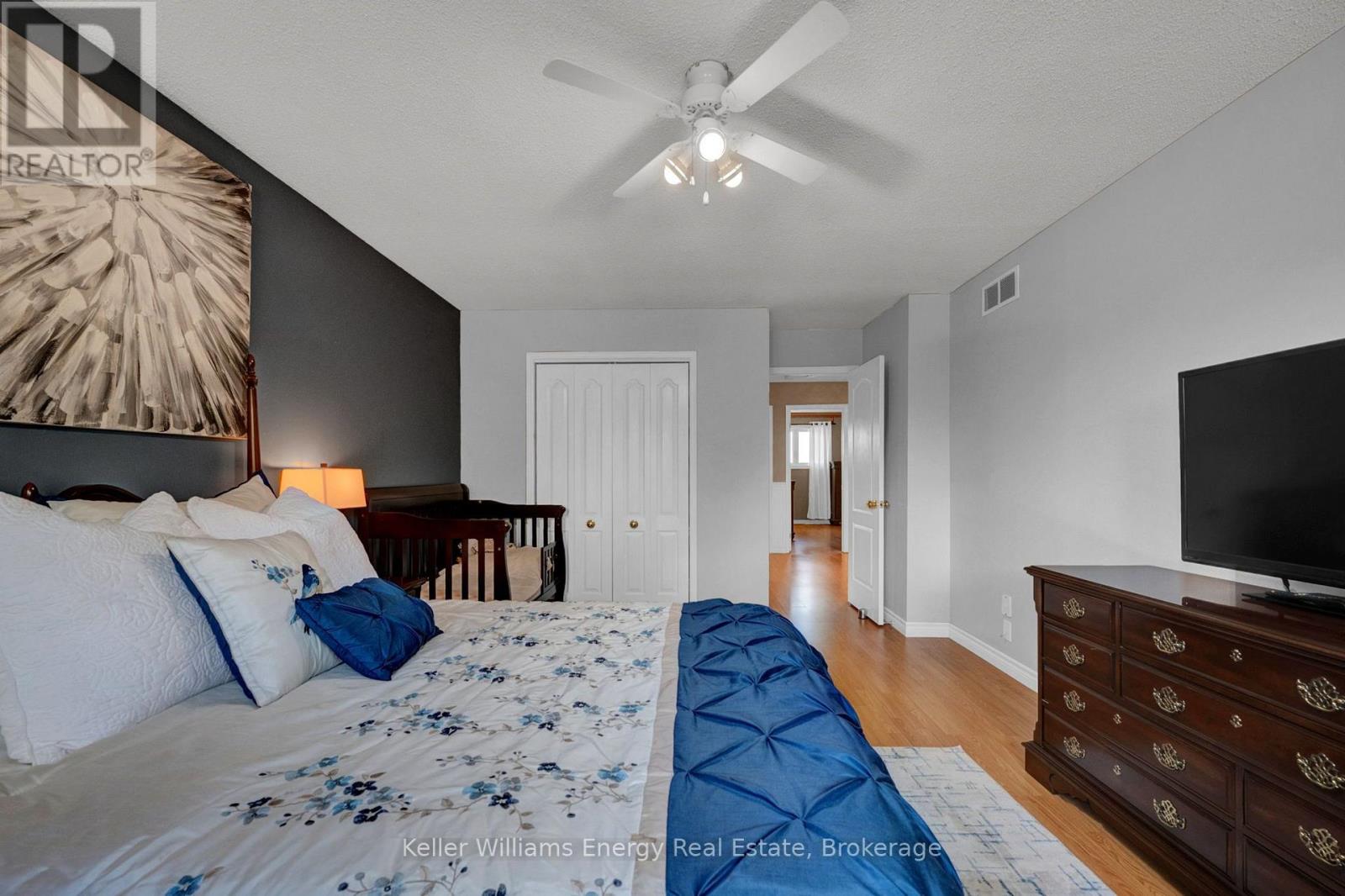 2 MURKAR CRESCENT - 30