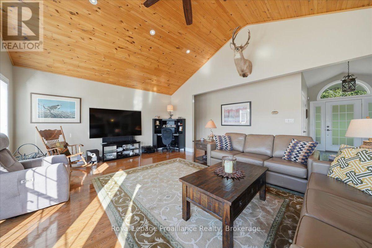 256 PENINSULA ROAD - 6