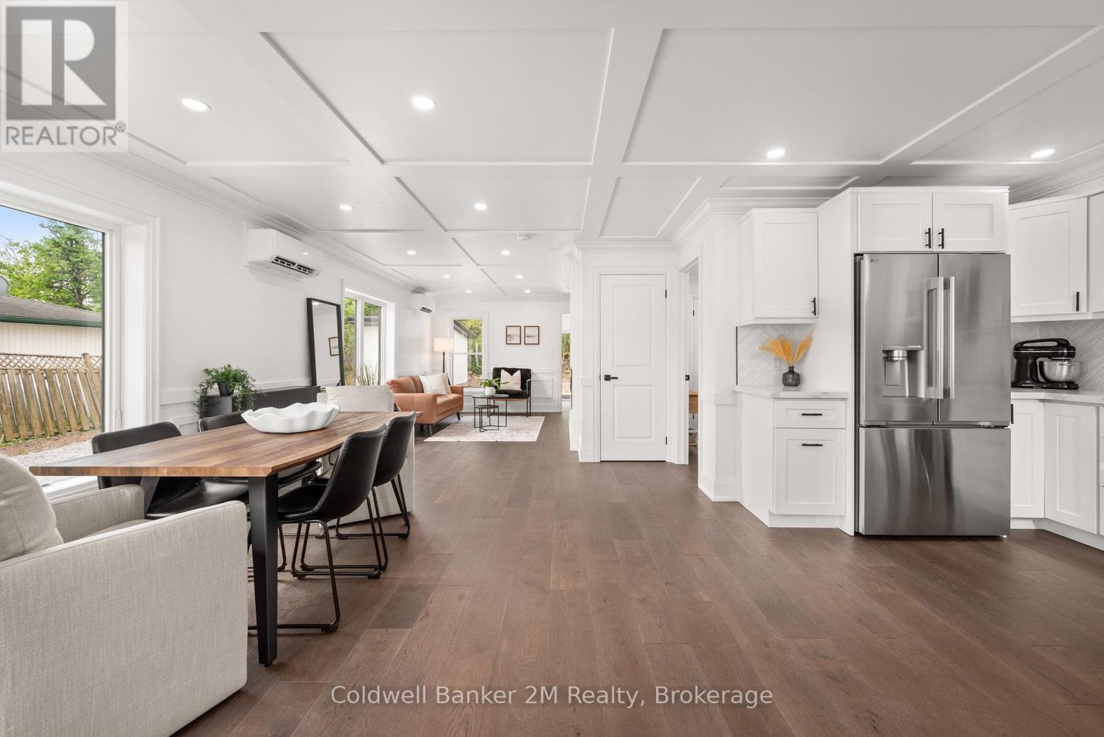 64 HEAD STREET - Image 9