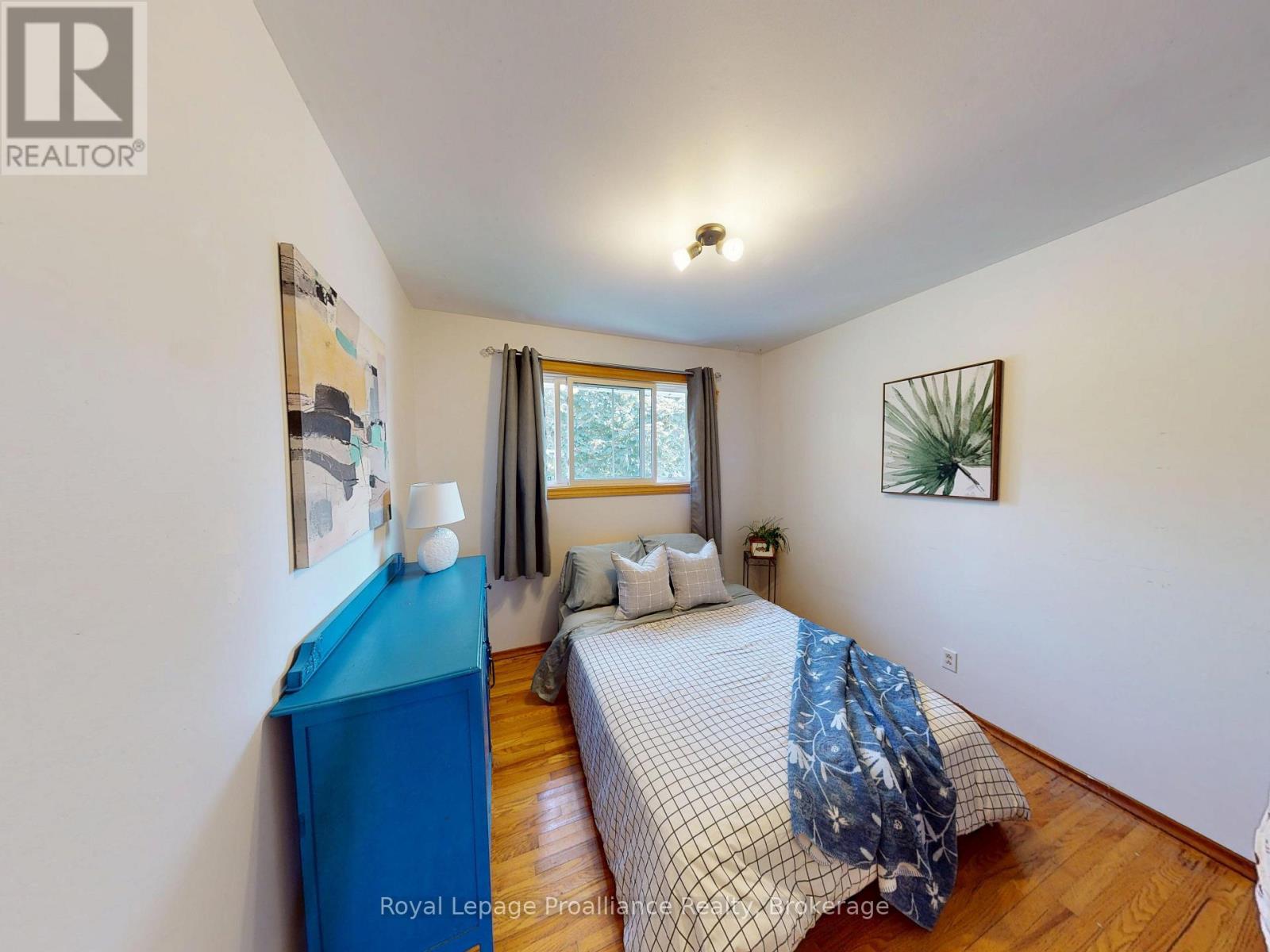 4 RICHMOND GROVE - Image 14