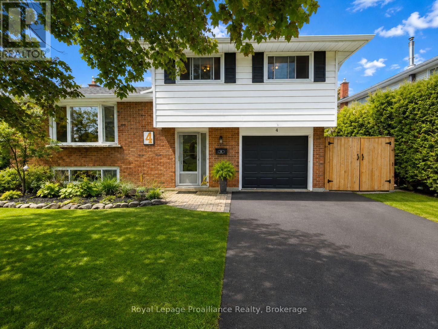 4 RICHMOND GROVE - 2