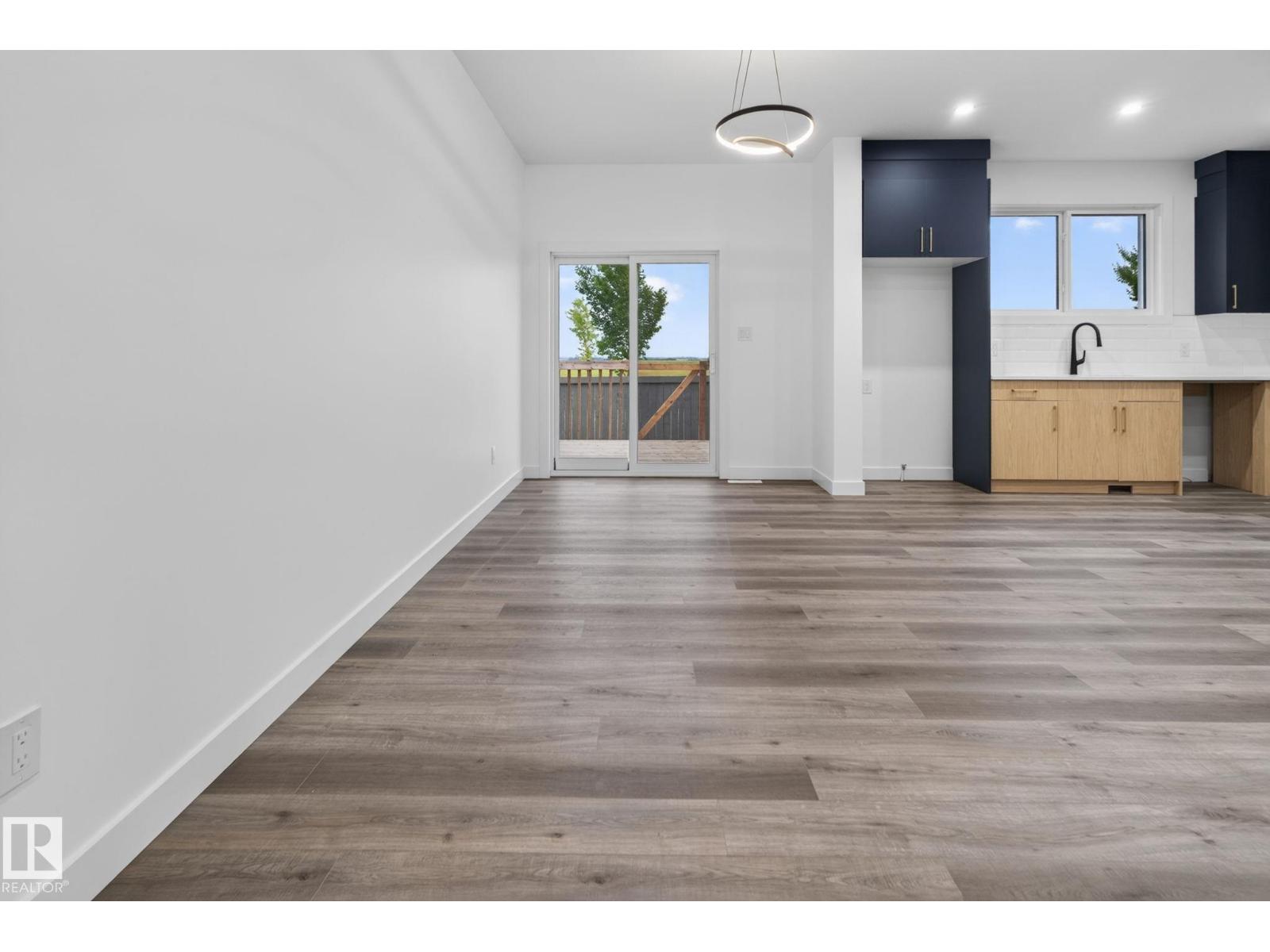13 ENNS CT - Image 17