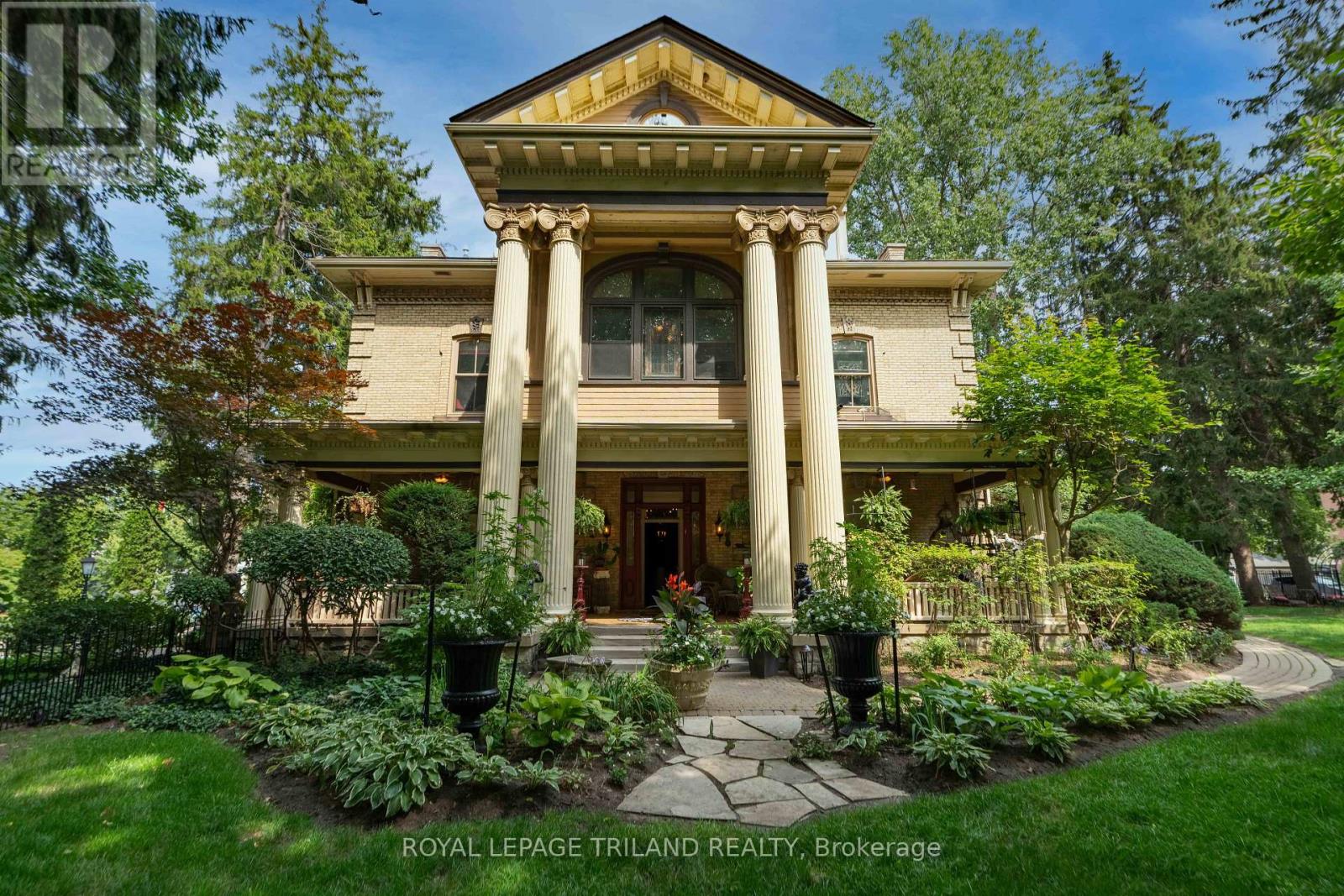 2 bedroom Single Family exterior, 3- 90 Central Avenue, London East (East F), Ontario